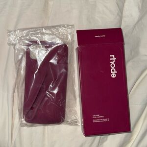 I’m selling this because it is the wrong size for my phone and I can’t return it